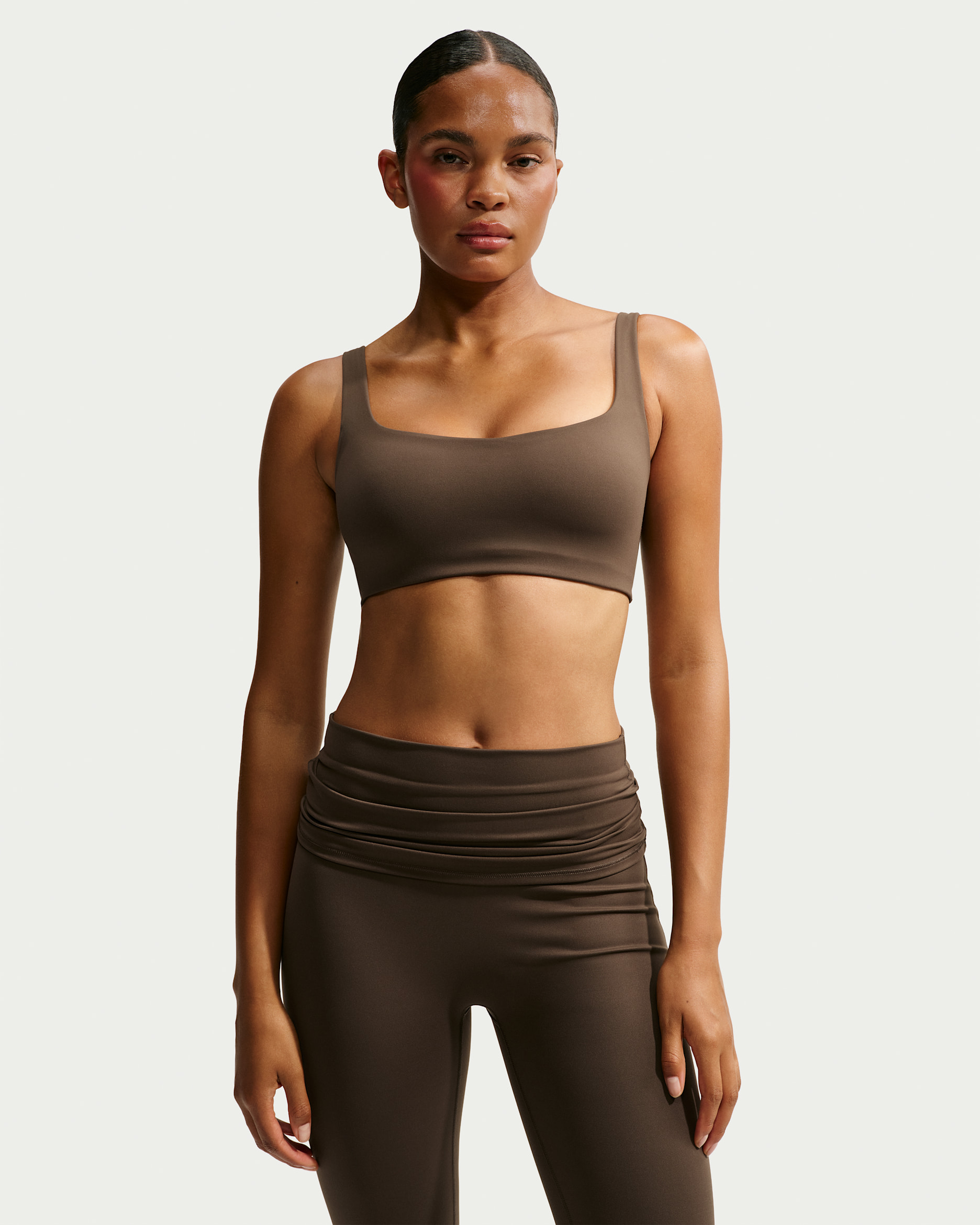 NikeSKIMS Matte Women's Scoop-Neck Bra. Nike.com